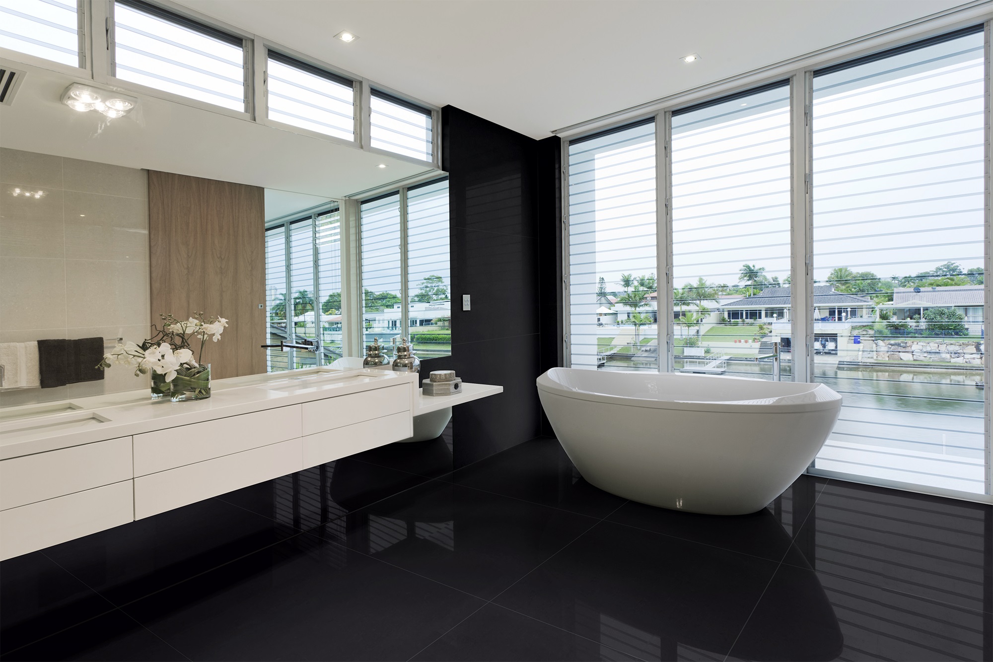 nero 84x84 ambiente.jpg nero 84x84 ambiente.jpg